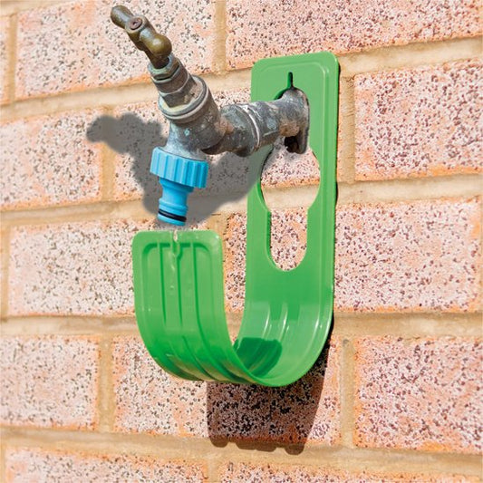 support tuyau arrosage portable accroche un robinet 