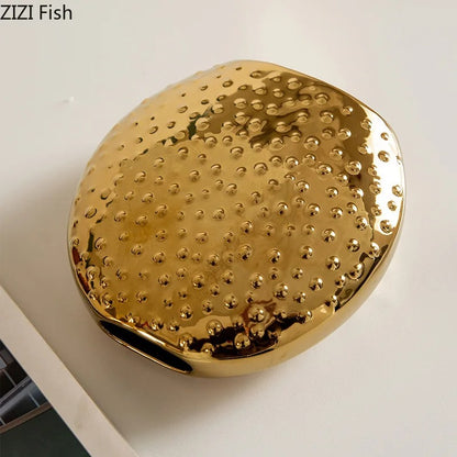 un vase sur la table pour voir la forme
